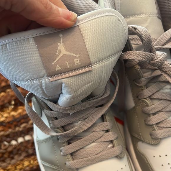 Mens Nike Air Jordan 1 Mid College Grey - 554724-082 Size 9 NDS - Picture 6 of 10